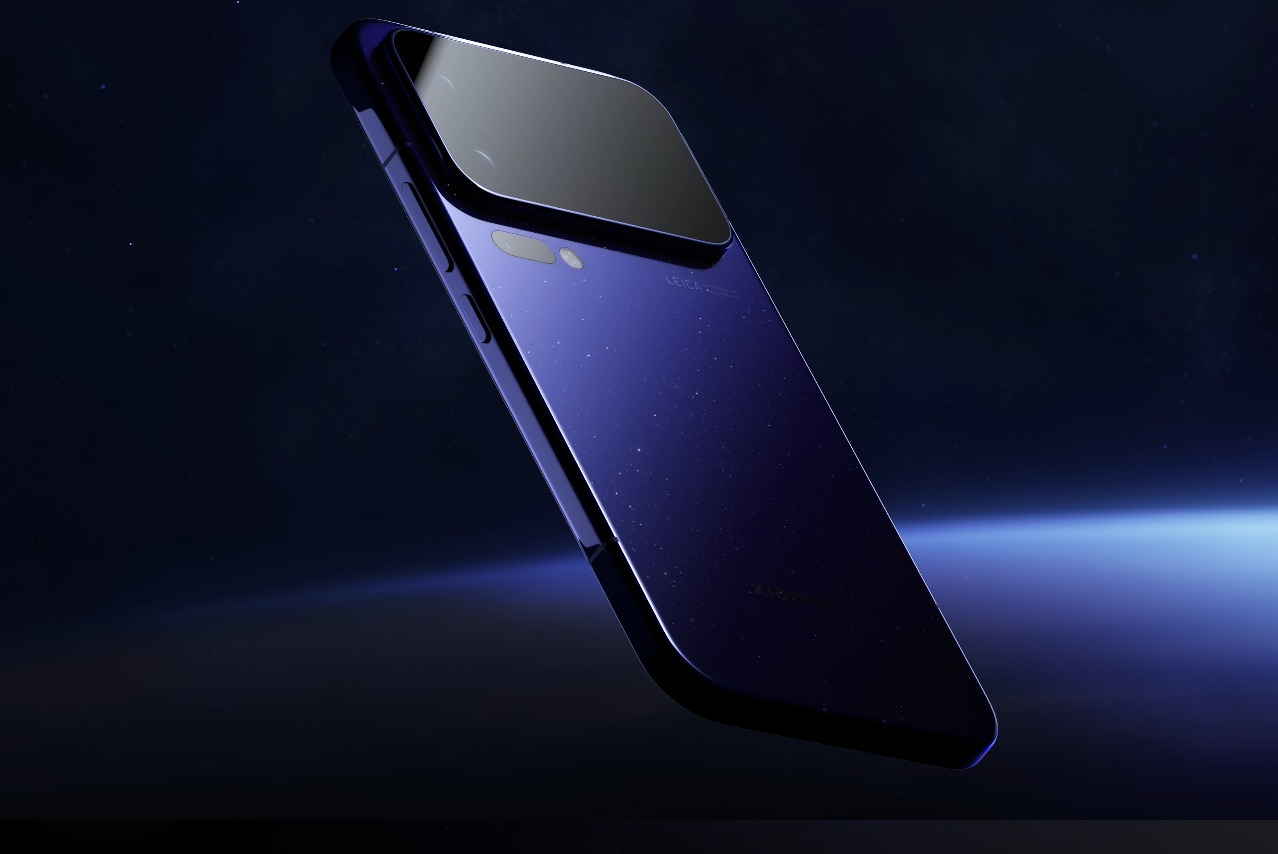 2nm 双旗舰同台：小米 18 Pro 全系 5999 元起，背屏成了交互入口