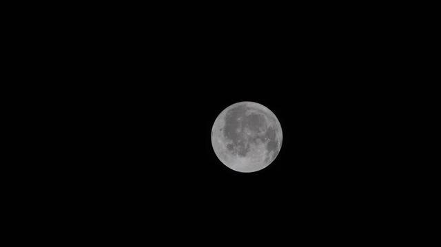 NASA 研发耐极寒固态电池：月球南极零下 200 摄氏度也不怕